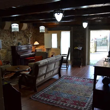 Country house Peregrina Castaneda (Galicia)